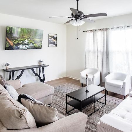 Luxury Townhome By Lsu Campus Baton Rouge Exterior photo